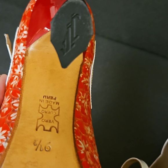 John Fluevog, red floral print(twist) heels.  Size 9.5. - Picture 7 of 9